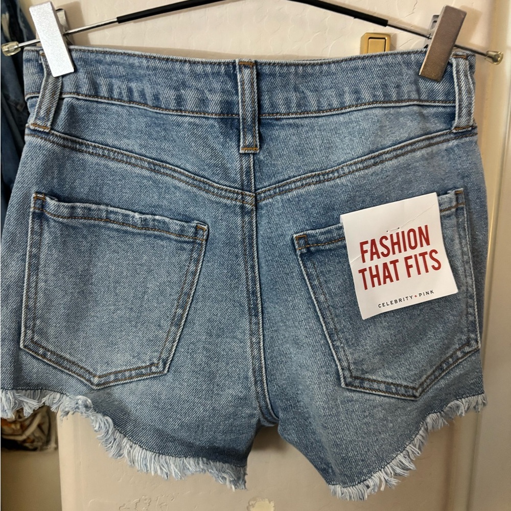 NWT Celebrity Pink Light Blue Denim Frayed Hem Shorts w/ front pockets, Size 25 - Picture 2 of 2
